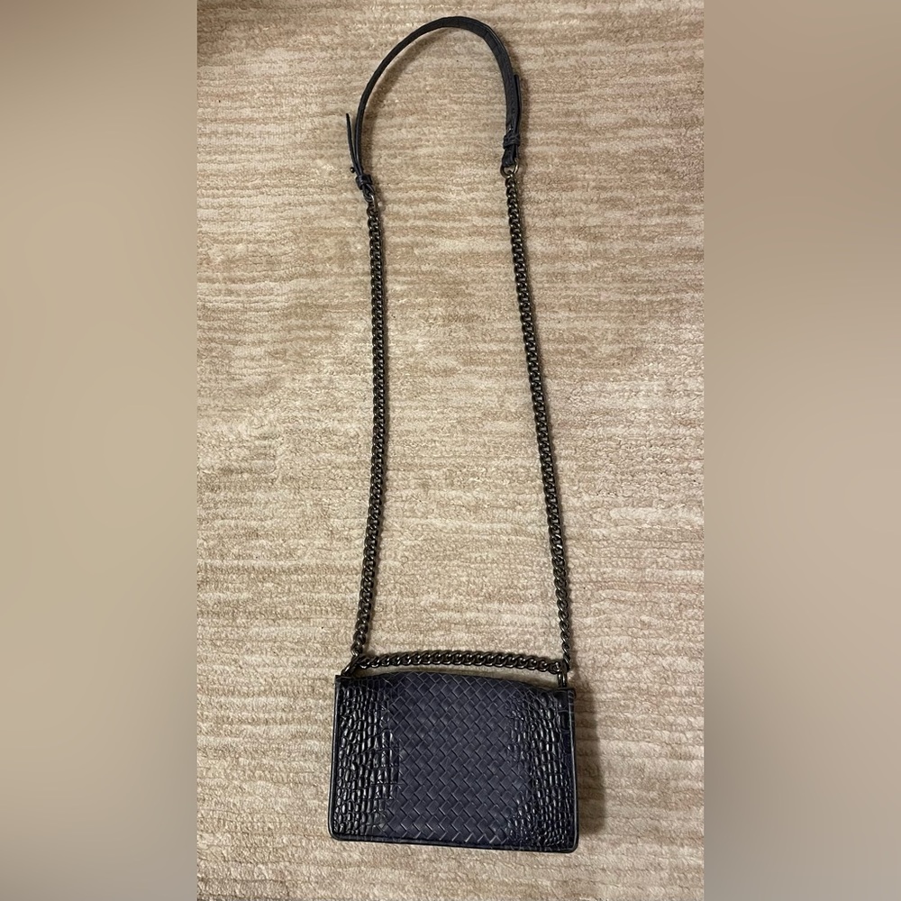 Sondra Roberts New York Blue Faux Croc Print Crossbody or Shoulder Bag or Clutch - Picture 2 of 16
